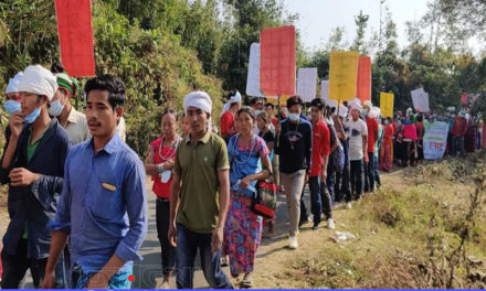 চিম্বুকের নাইতং পাহাড়ে পাঁচতারা হোটেল-পর্যটন নির্মাণ বন্ধের দাবিতে বিক্ষোভ ও লং মার্চ